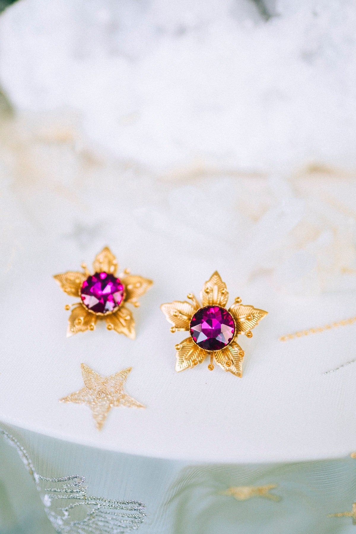 Flower earrings Festival earrings Gold boho earrings Summer earrings Flower jewellery Wedding accessories Pink earrings