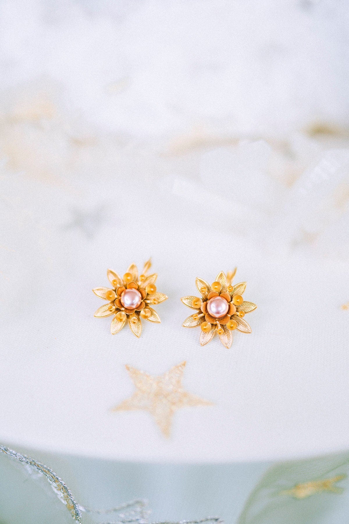 READY TO SHIP Flower earrings Festival earrings Gold earrings Summer earrings Flower jewellery Wedding accessories Dust pink earrings Boho