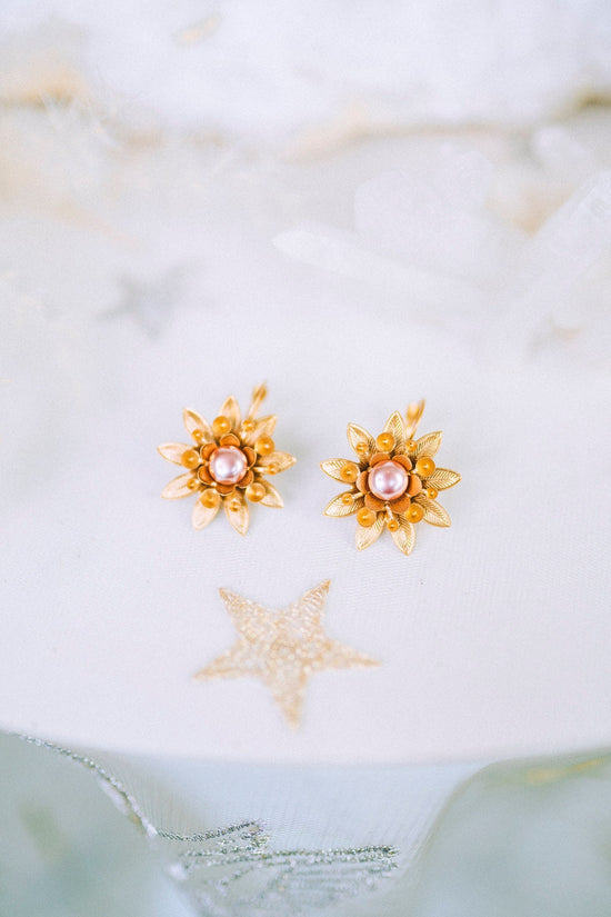 READY TO SHIP Flower earrings Festival earrings Gold earrings Summer earrings Flower jewellery Wedding accessories Dust pink earrings Boho