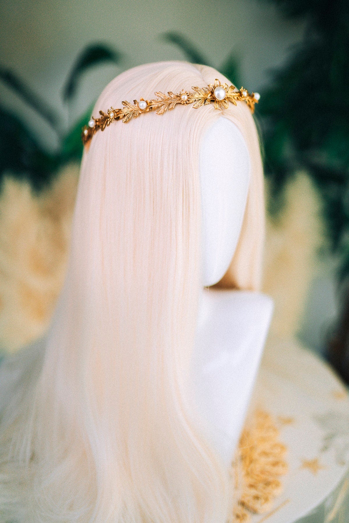 Beige Flower Crown Flower Tiara Celestial Gold Wedding Headpiece Headband Fairy White Flower Wedding Crown Boho Bride Crystal Crown