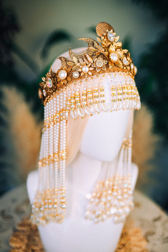 Mermaid crown White pearl crown Tiara Diadem Jewellery Sea princess Gold crown Halloween Mermaid costume Goddess Crown Shell crown Boho