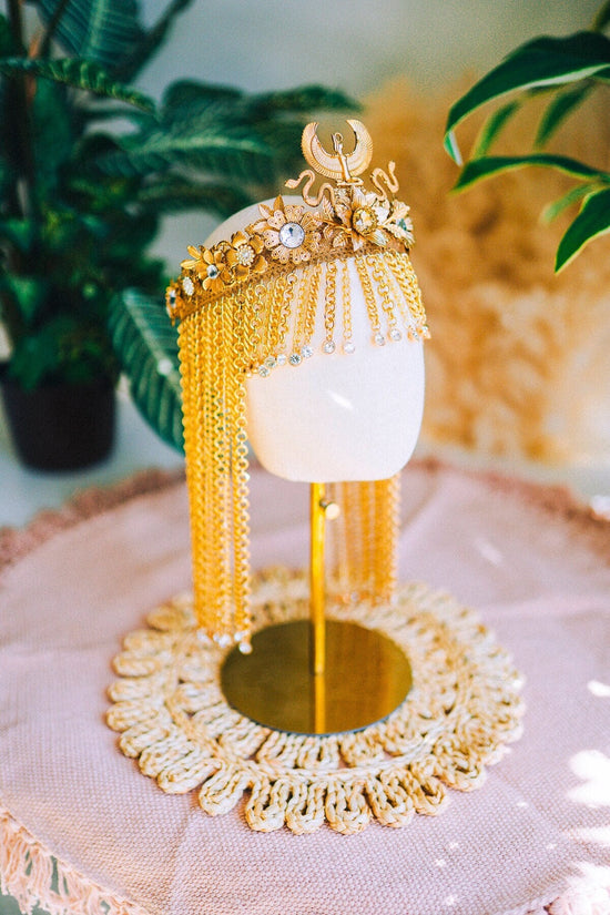 Gold chain Cleopatra headpiece