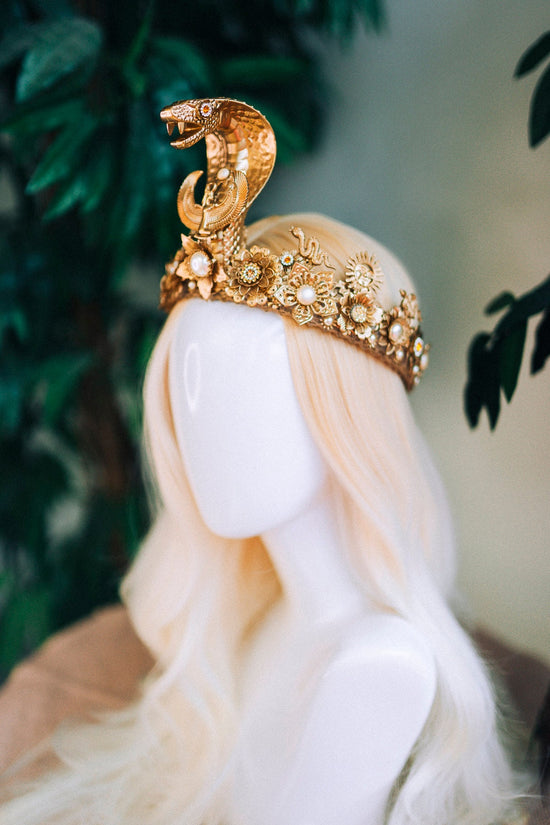 Cleopatra Crown, Gold cobra headpiece, Gold crown, Cleopatra style headpiece, Halloween costume, Goddess Crown, Gold halo crown