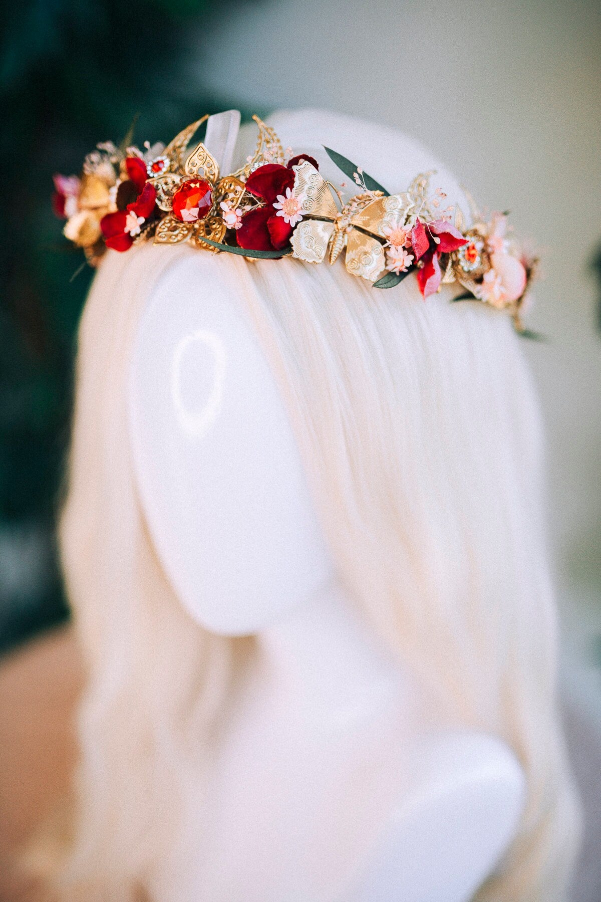 Red flower crown, Rose quartz jewellery, Crystal crown, Fairy crown, Bridal headpiece, Wedding crown, Wedding headpiece, Bridal crown, Boho