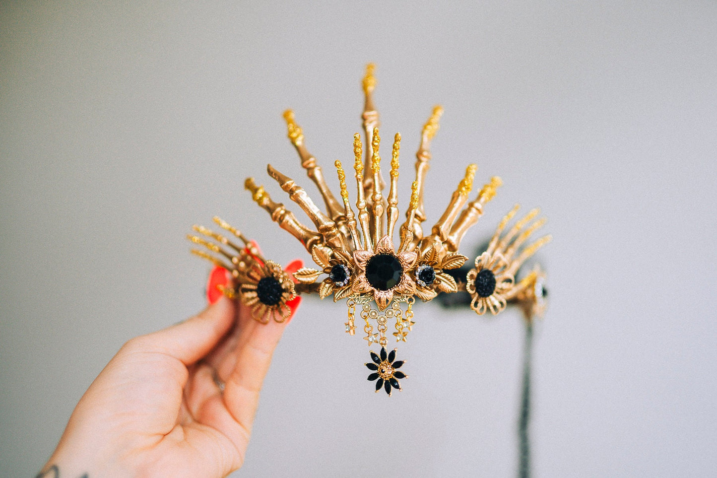 Halloween costume, Halloween headband, Halloween headpiece, Day of the Dead, La Catrina crown, Sugar skull, Skull crown, Gold flower crown