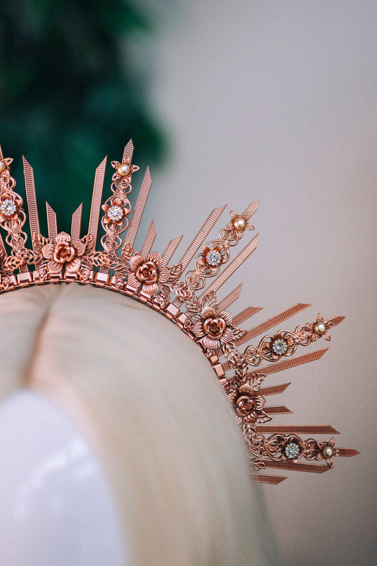 Rose gold halo crown, Wedding headpiece, Wedding crown, Bridal headpiece, Bridal crown, Gold crown with pearls, Goddess crown, Fairy crown