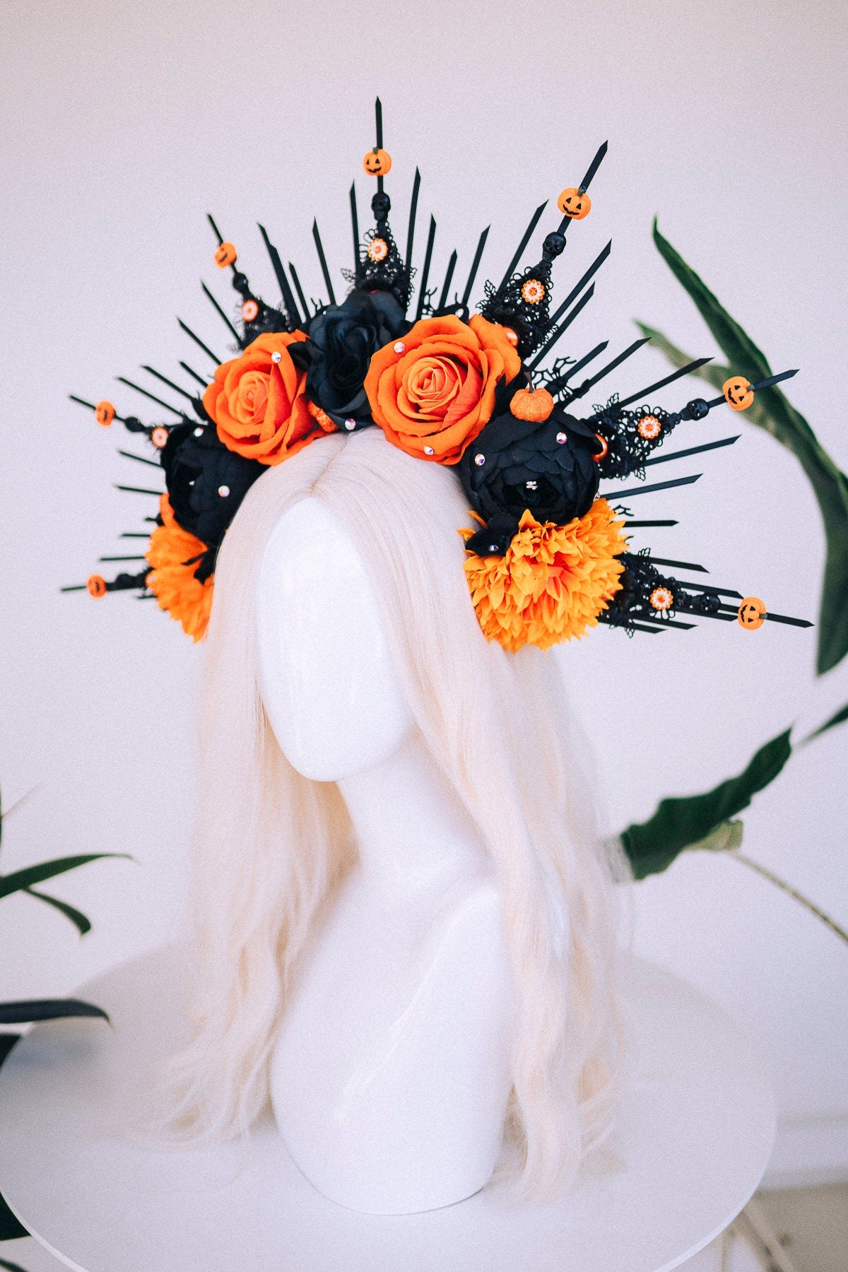 Halloween flower halo crown, Sugar skull, La Catrina flower crown, Halloween headband, Halloween costume, Day of the Dead, Flower crown