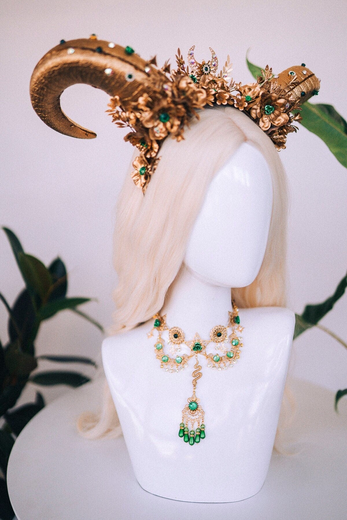 Zodiac Sign, Birthday Headband, B-day Crown, Capricorn crown, Zodiac, Headband, Headpiece, Horns, Tiara, Flower crown, Flower Horns