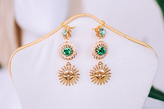 Celestial Earrings, Festival Earrings, Green Earrings, Flower Earrings, Summer Earrings, Cute Earrings, Sun Earrings, Sun Jewellery, Boho