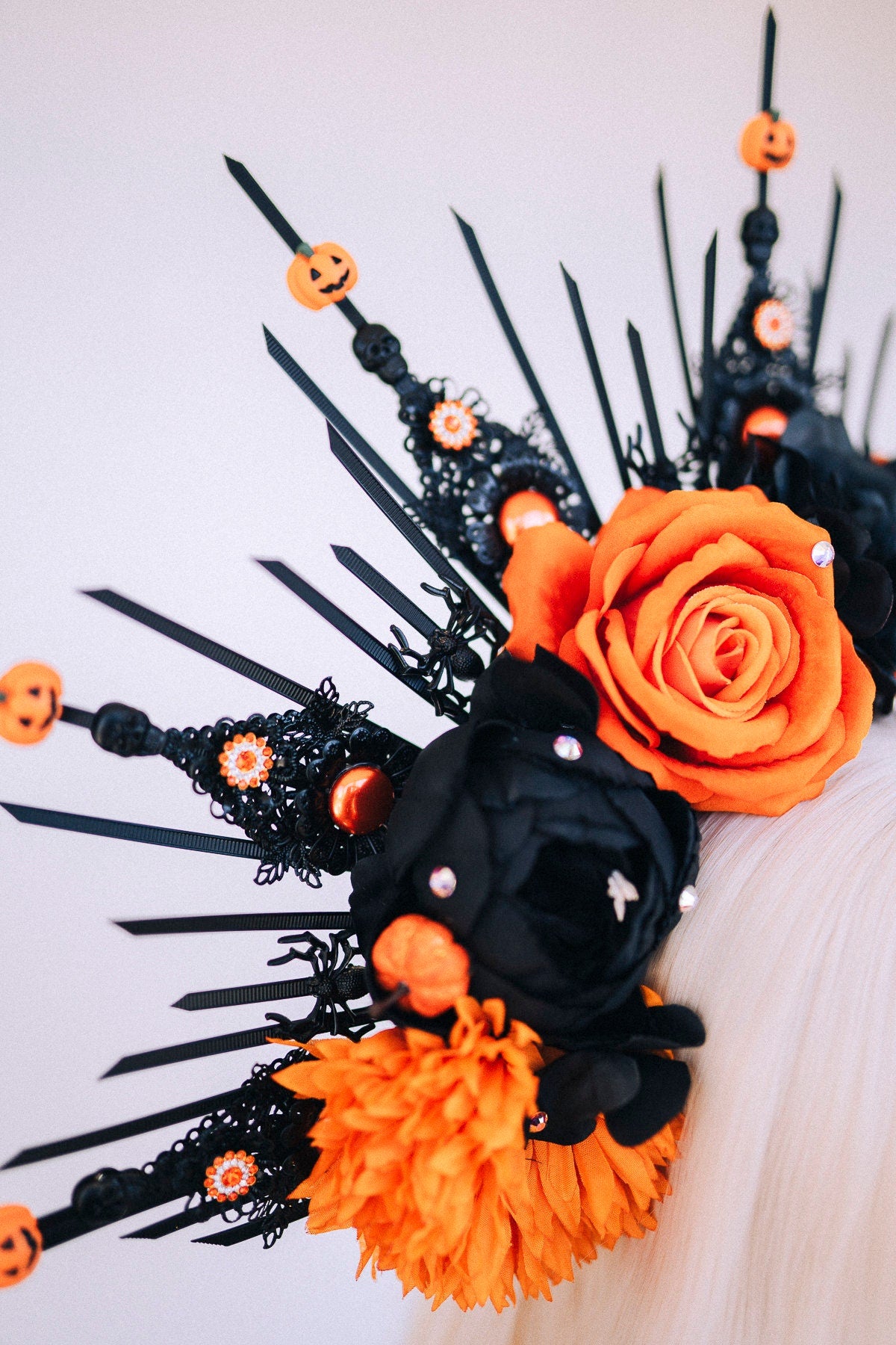 Halloween flower halo crown, Sugar skull, La Catrina flower crown, Halloween headband, Halloween costume, Day of the Dead, Flower crown