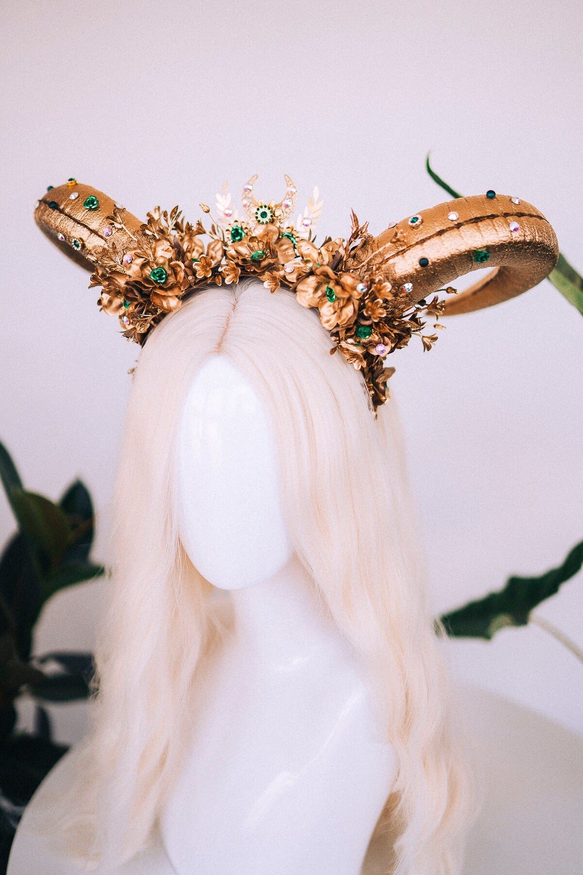 Zodiac Sign, Birthday Headband, B-day Crown, Capricorn crown, Zodiac, Headband, Headpiece, Horns, Tiara, Flower crown, Flower Horns