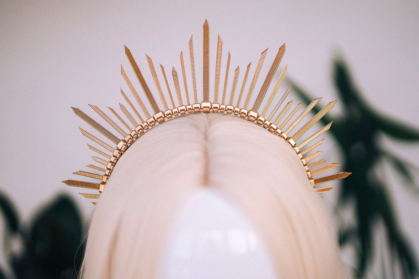 Gold halo crown, Halo crown, Halo headband, Wedding crown, Bridal headpiece, Wedding hair accessories, Gold crown, Bridal crown