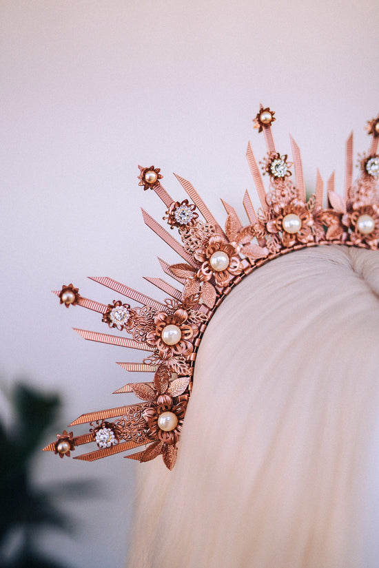 Rose gold halo crown, Wedding headpiece, Wedding crown, Bridal headpiece, Bridal crown, Gold crown with pearls, Goddess crown, Fairy crown