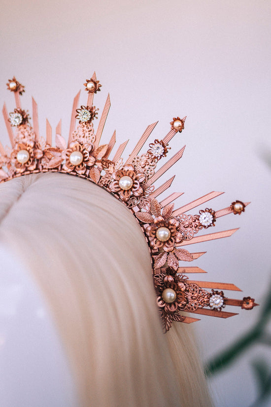 Rose gold halo crown, Wedding headpiece, Wedding crown, Bridal headpiece, Bridal crown, Gold crown with pearls, Goddess crown, Fairy crown