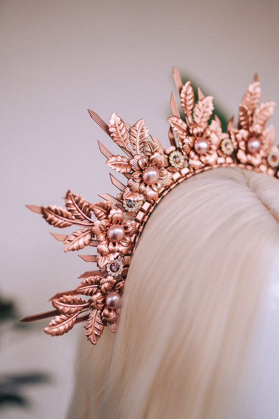 Rose gold halo crown, Halo headpiece, Rose gold jewellery, Bridal headpiece, Wedding crown, Bridal crown, Wedding headpiece, Gold crown