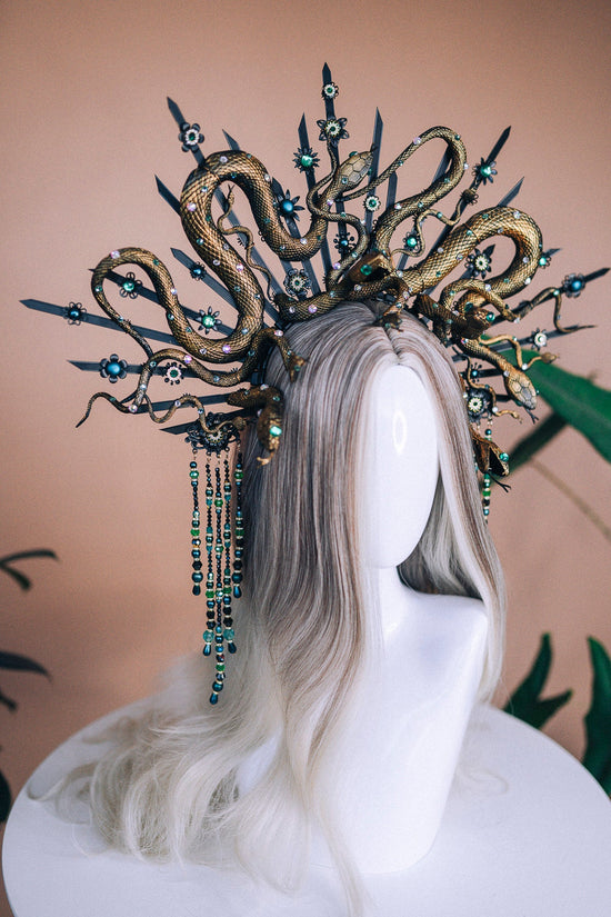 Medusa Crown, Halloween, Halo Crown, Medusa costume, Halo Headband, Medusa headpiece, Black Halo, Halloween costume, Snake crown, Spooky