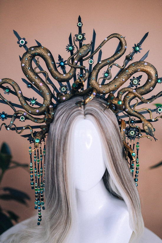 Medusa Crown, Halloween, Halo Crown, Medusa costume, Halo Headband, Medusa headpiece, Black Halo, Halloween costume, Snake crown, Spooky