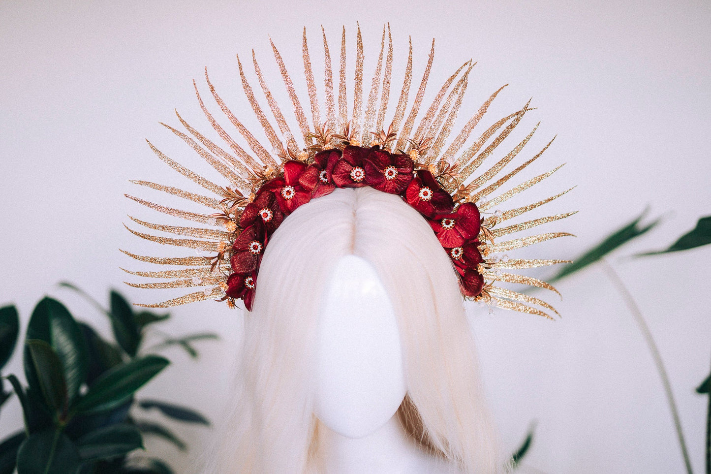 Gold halo crown, Halo crown, Christmas headband, Wedding crown, Bridal headpiece, Wedding hair accessories, Bridal crown, Celebration