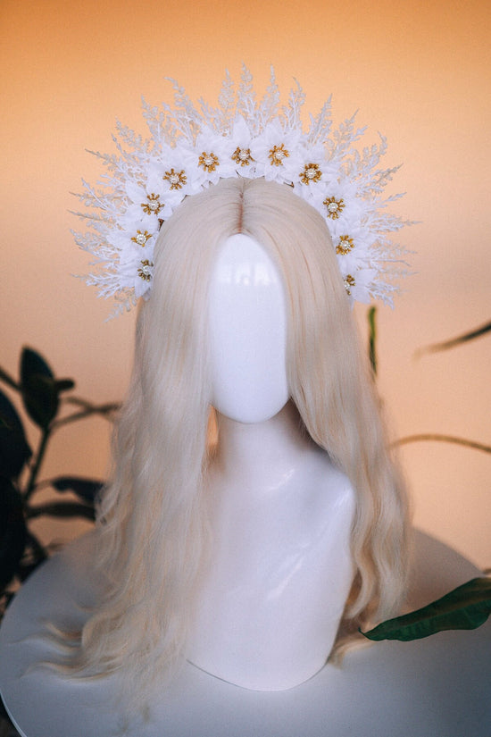 SALE Gold halo crown, Halo crown, Christmas headband, Wedding crown, Bridal headpiece, Wedding hair accessories, Bridal crown, Celebration