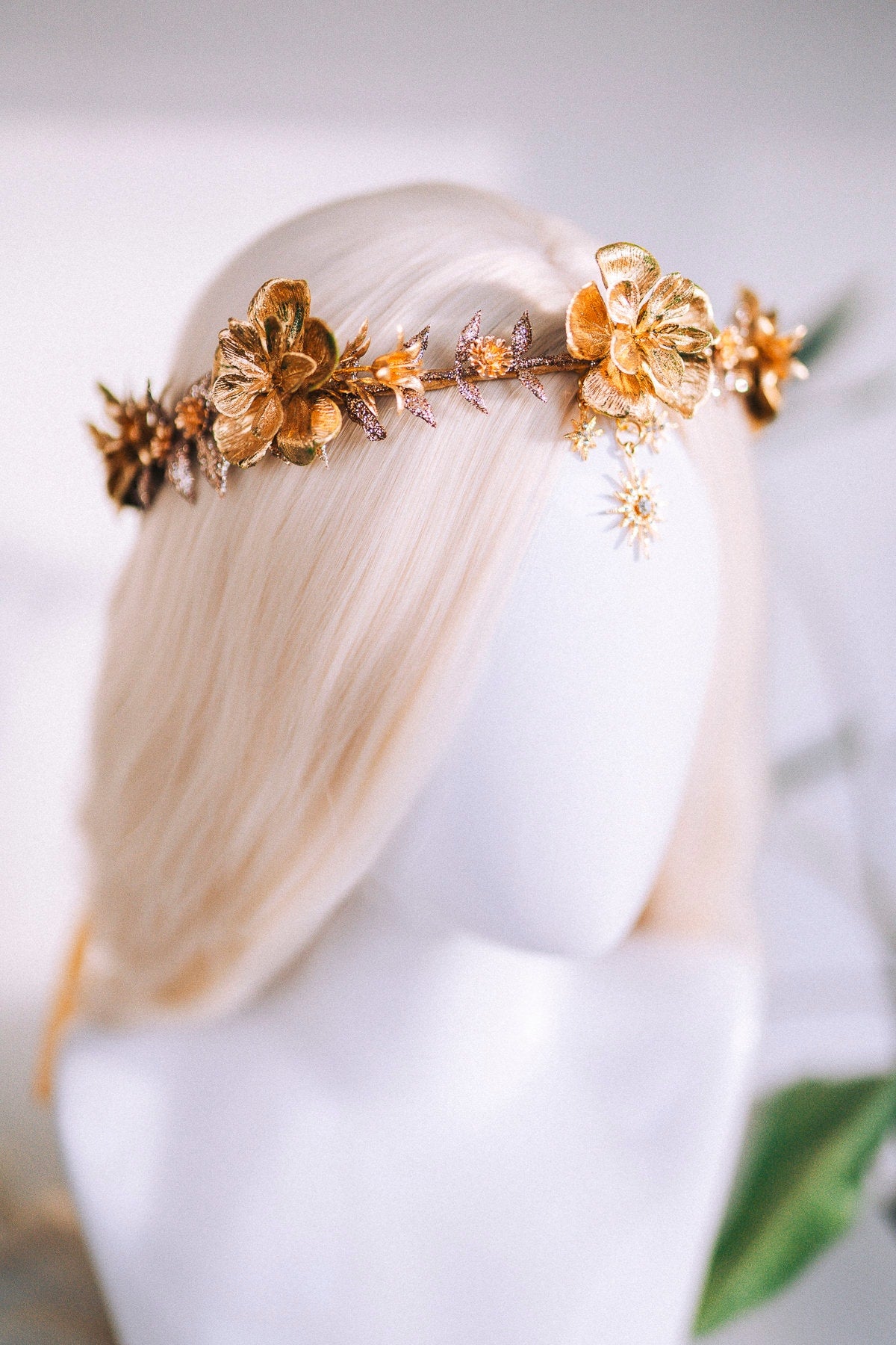 Gold flower crown, Christmas headband, Wedding crown, Bridal headpiece, Wedding headpiece, Bridal crown, New Year&#39;s Eve, Xmas party, Boho