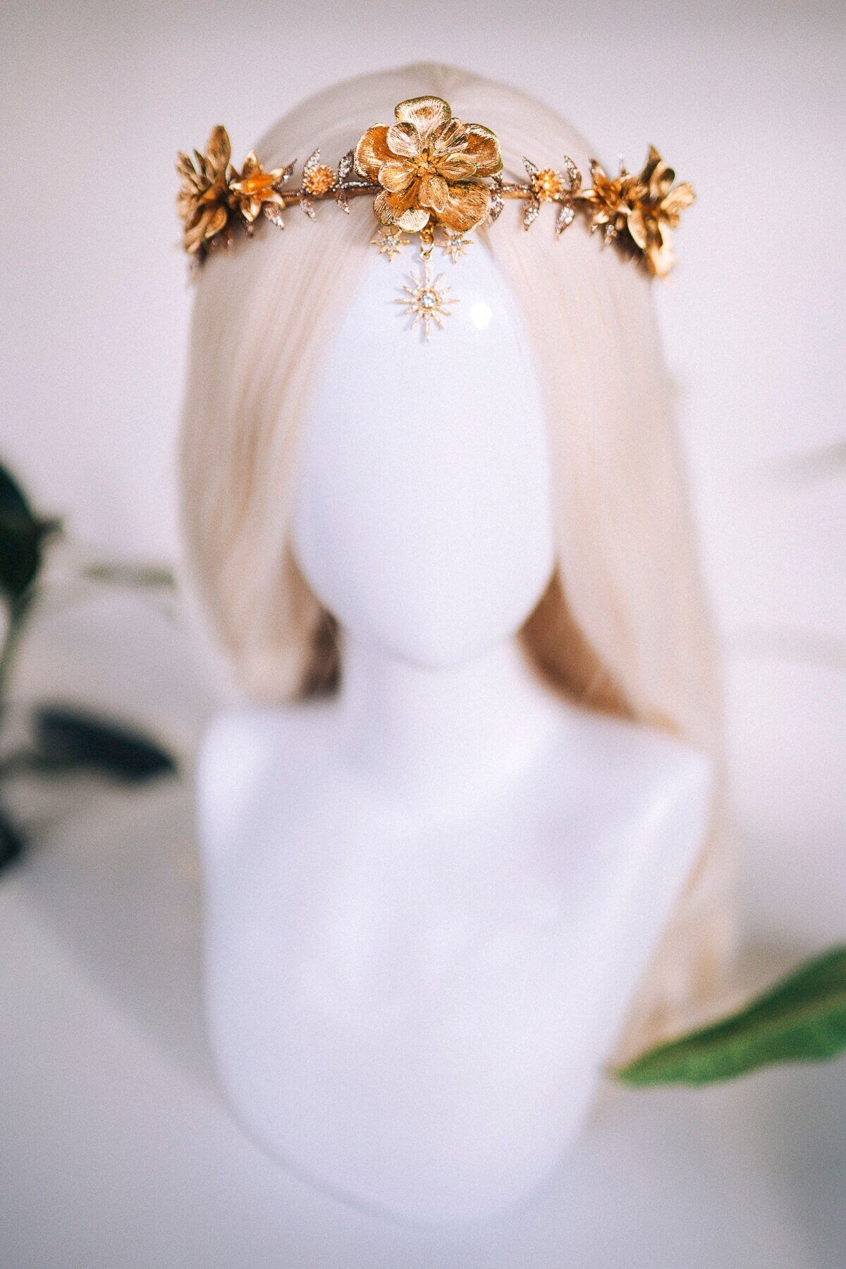 Gold flower crown, Christmas headband, Wedding crown, Bridal headpiece, Wedding headpiece, Bridal crown, New Year&#39;s Eve, Xmas party, Boho