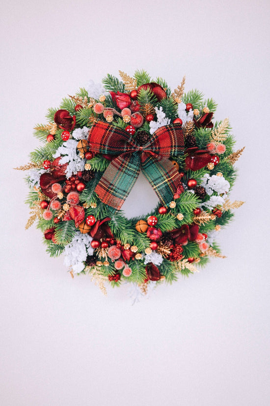 SALE Christmas wreath for front door, Winter hoop wreath, Front door wreath, Christmas wreath, Holiday decor, Winter wreath with red berries