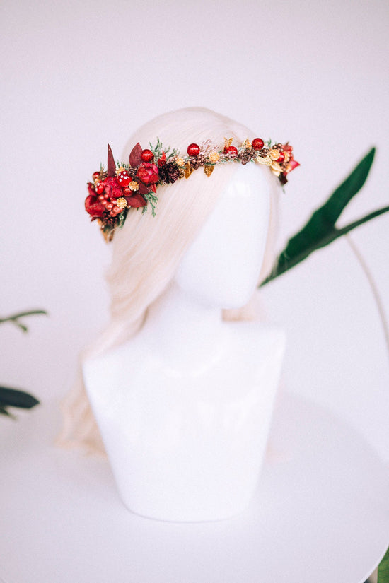 Christmas flower crown, Christmas hair wreath, Christmas wreath, Christmas party, Christmas outfit, Flower headband, Christmas headband