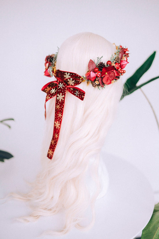 Christmas flower crown, Christmas hair wreath, Christmas wreath, Christmas party, Christmas outfit, Flower headband, Christmas headband