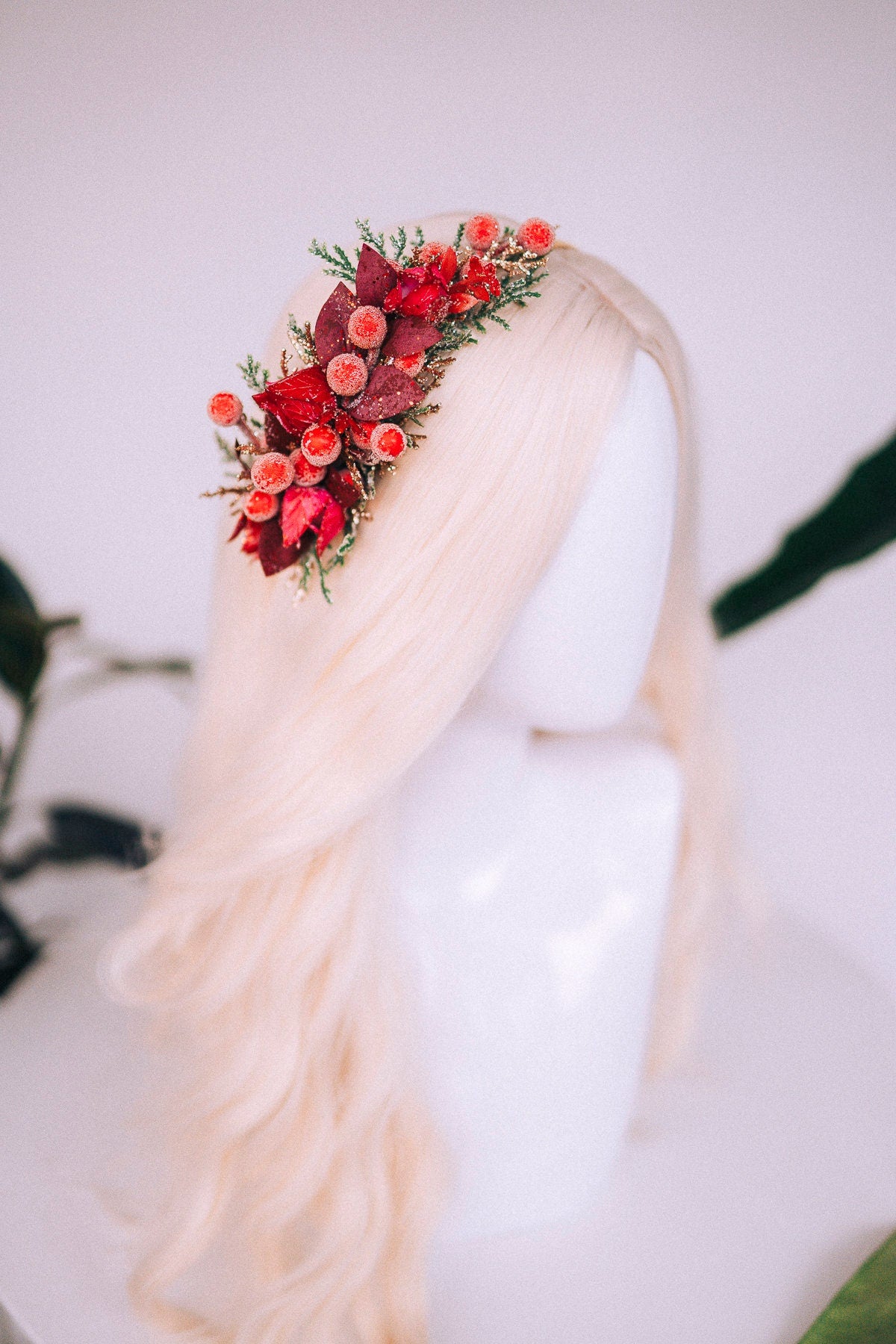 Christmas flower crown, Christmas hair wreath, Christmas wreath, Christmas party, Christmas outfit, Flower headband, Christmas headband