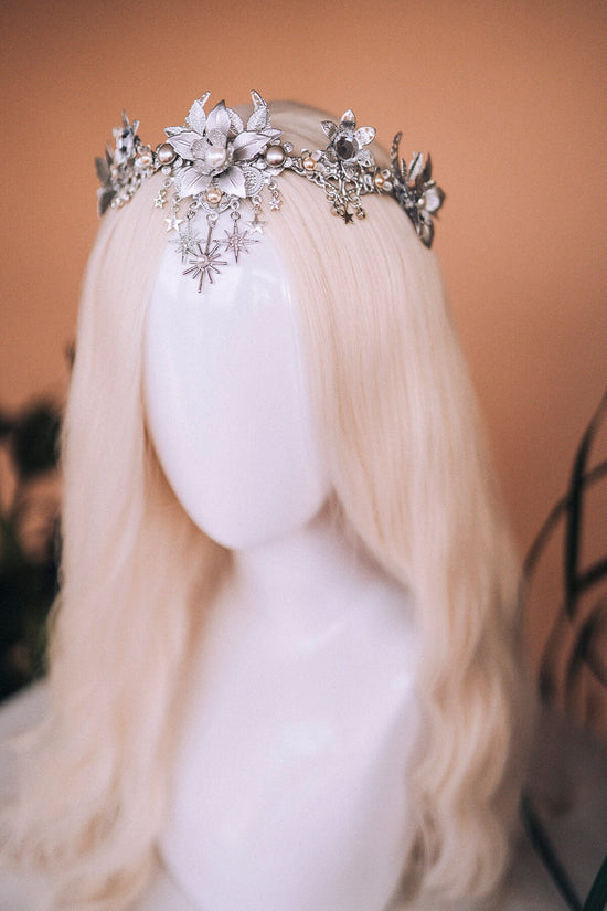 Bridal crown, Celestial crown, Silver crown, Fairy Crown, Wedding crown, Bridal headpiece, Bridal crown, Silver tiara, Goddess crown, Boho