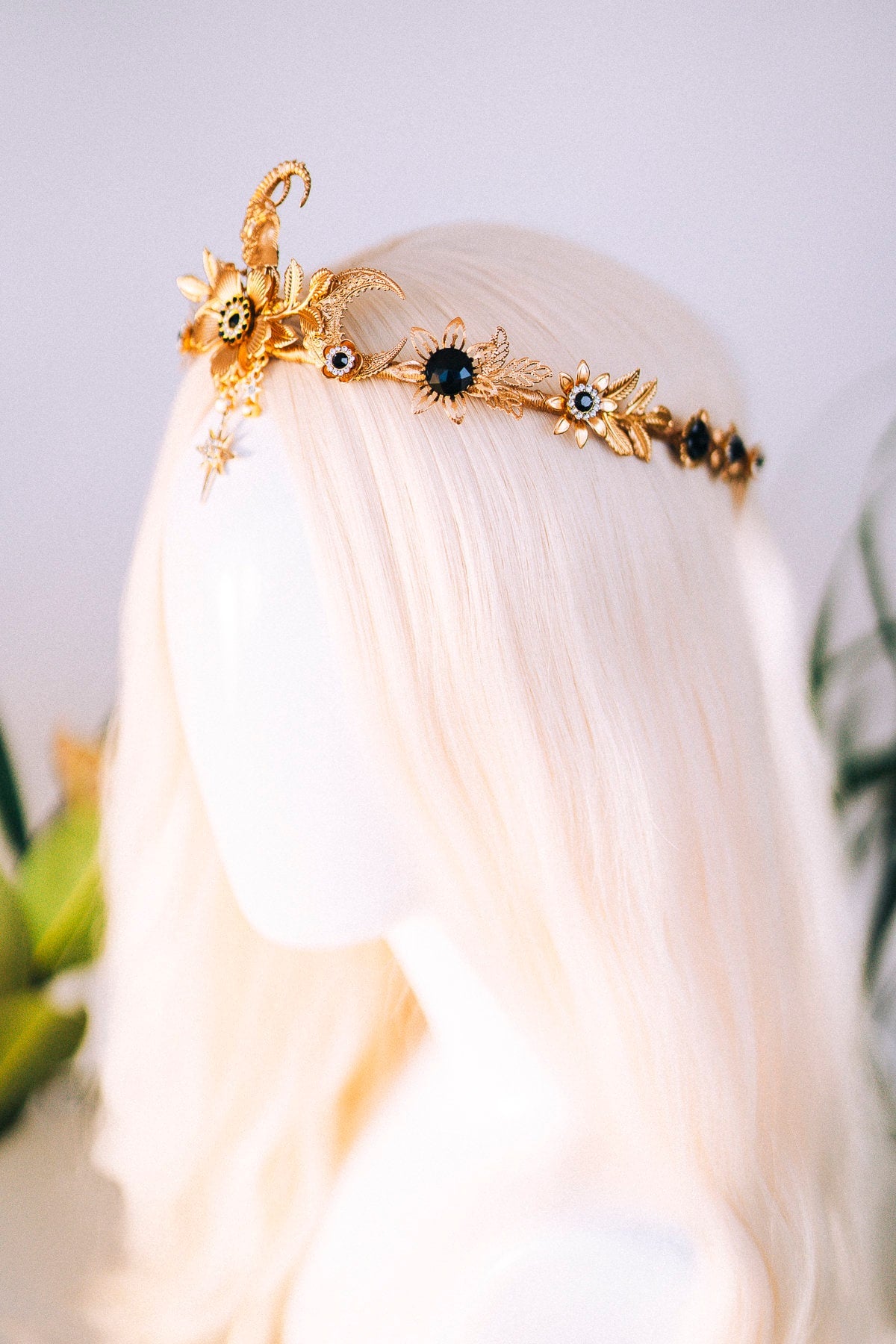 Capricorn Zodiac Sign, Birthday headband, Birthday crown, Birthday party, Capricorn crown, Gold crown, Gifts for her, Birthday gift, Boho