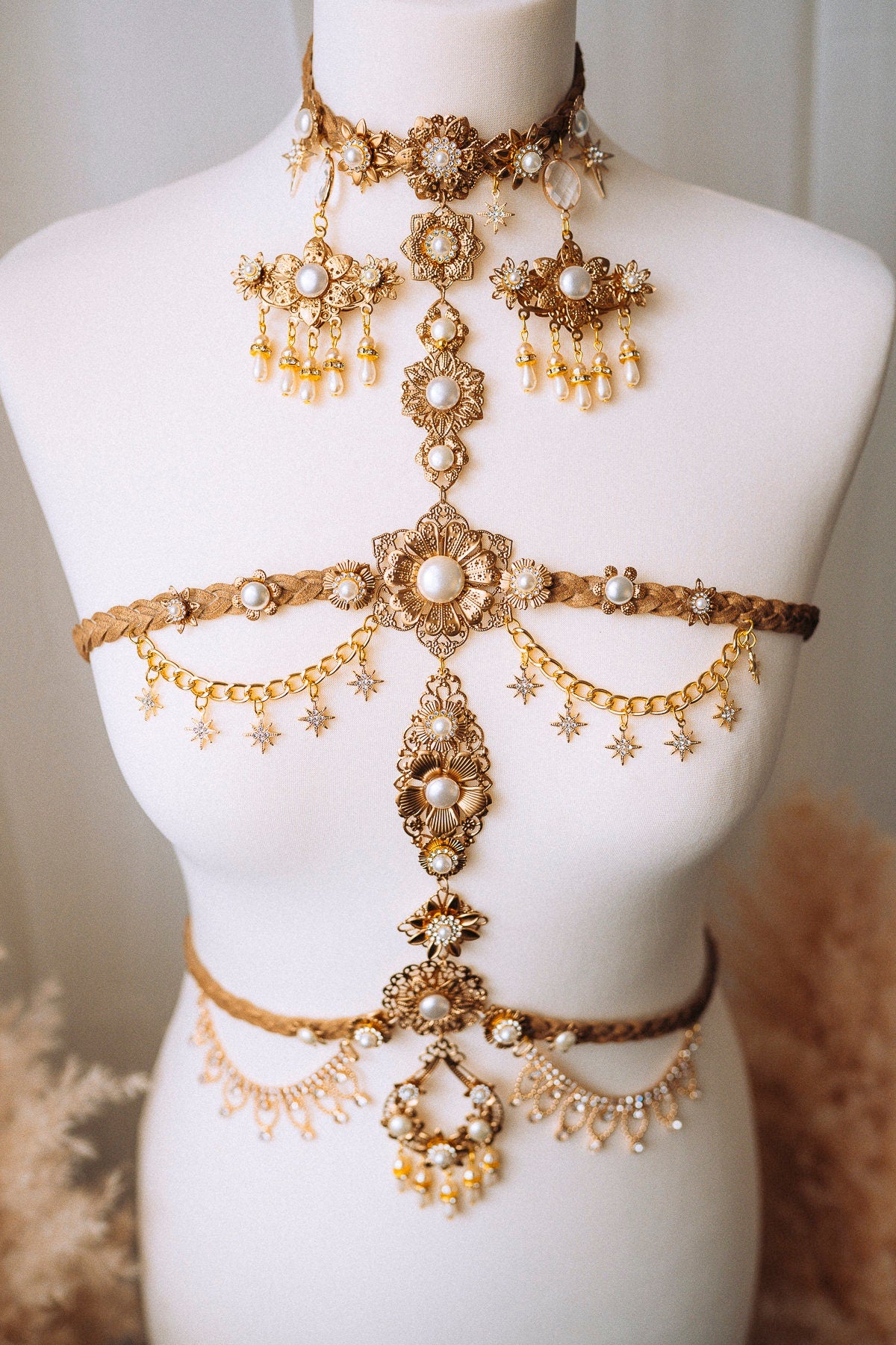 Gold boho festival harness, Festival harness, Festival fashion, Belt, Boho belt, Boho fashion, Bohemian jewellery, Festival necklace