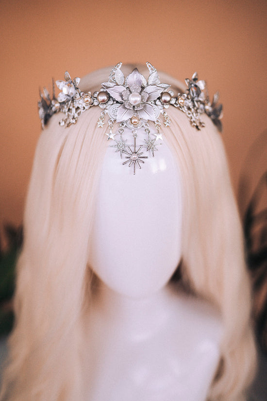 Bridal crown, Celestial crown, Silver crown, Fairy Crown, Wedding crown, Bridal headpiece, Bridal crown, Silver tiara, Goddess crown, Boho