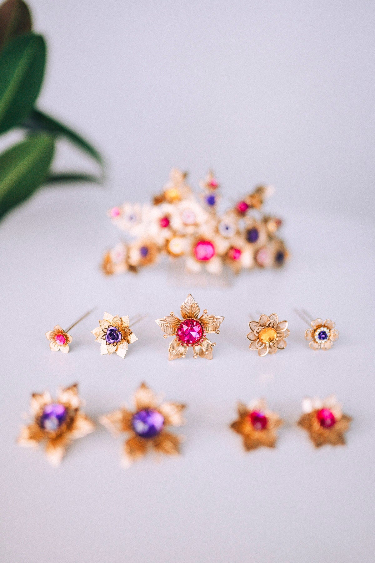 Flower earrings, Festival earrings, Gold earrings, Summer earrings, Flower jewellery, Wedding accessories, Pink earrings, Bridal earrings