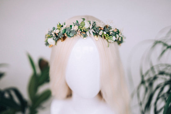 White flower crown, Greenery flower crown, Flower hair wreath, Wedding crown, Bridal crown, Flower crown, Flower headband, Boho style