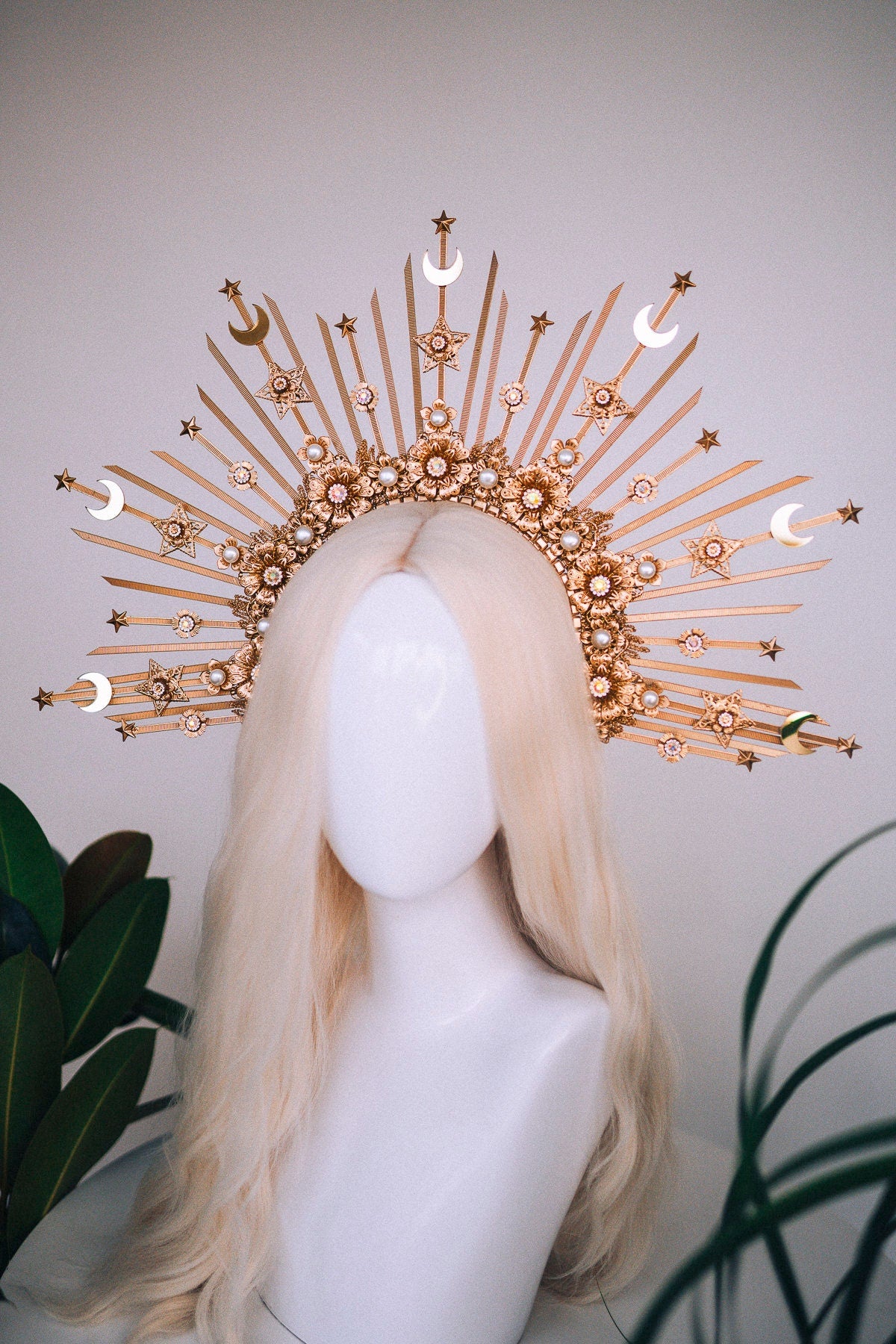 Gold halo crown, Halo Crown, Halo Headpiece, Halo Headband, Halo Headlights, Headpiece, Festival Crown, Bridal crown, Bridal headpiece, Boho