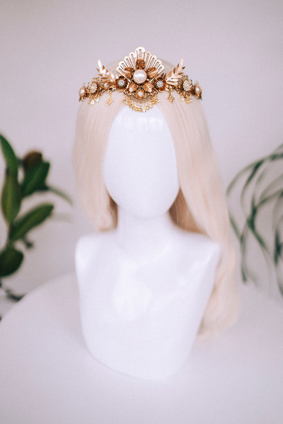 Gold tiara, Bridal crown, Wedding crown, Bridal headpiece, Wedding headpiece, Boho bride, Festival bride, Gold crown, Gold headpiece