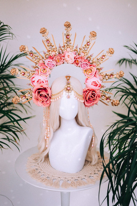 Flower halo, Pink flower crown, Halo crown, Halo Headpiece, Halo Headlights, Crown, Flower crown, Headpiece, Pregnancy photo, Goddess crown