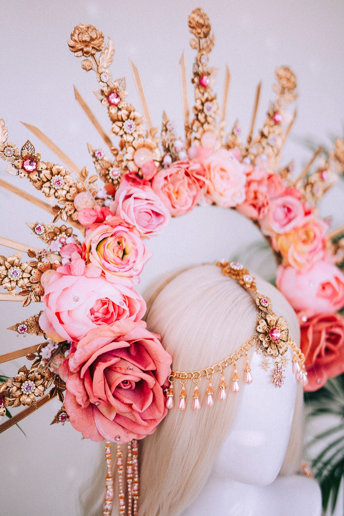 Flower halo, Pink flower crown, Halo crown, Halo Headpiece, Halo Headlights, Crown, Flower crown, Headpiece, Pregnancy photo, Goddess crown