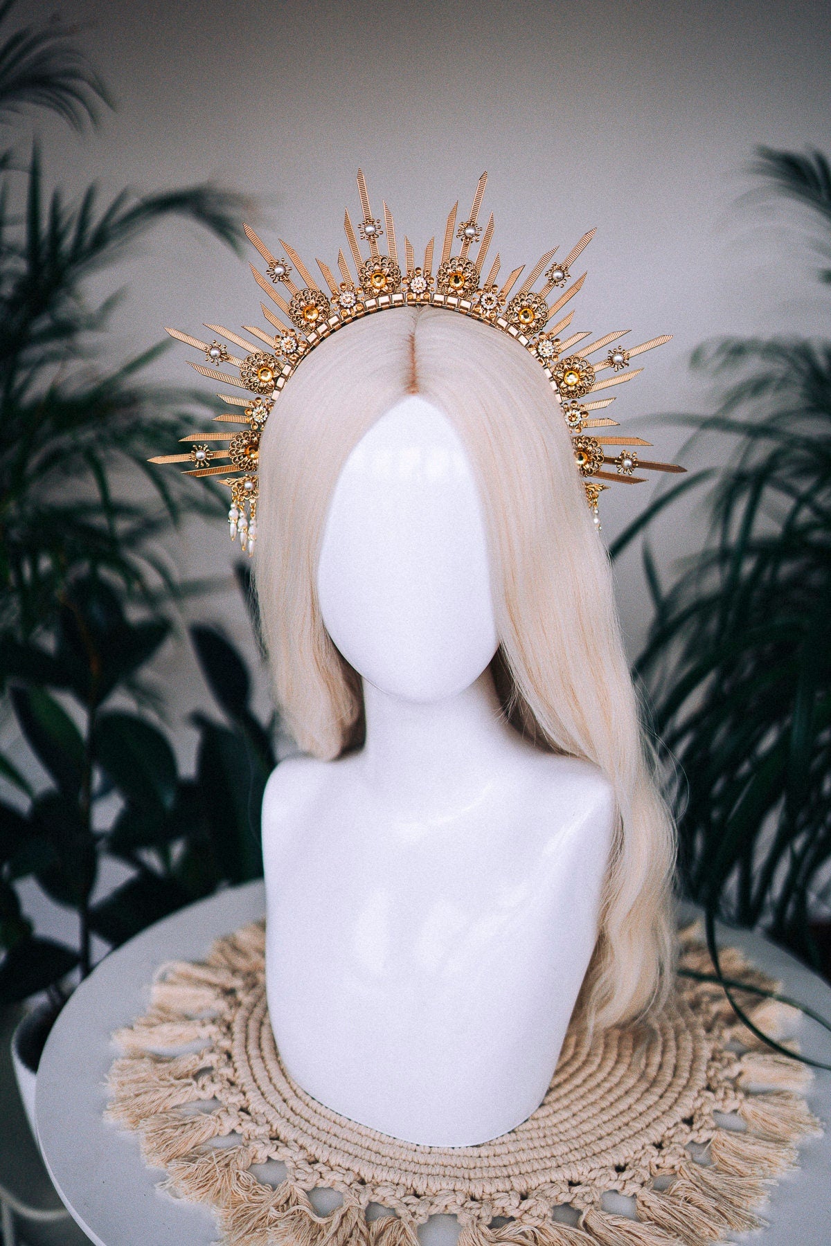 Gold halo crown, Bridal headpiece, Halo headpiece, Gold crown, Flower crown, Bridal crown, Wedding headpiece, Festival crown, Wedding crown