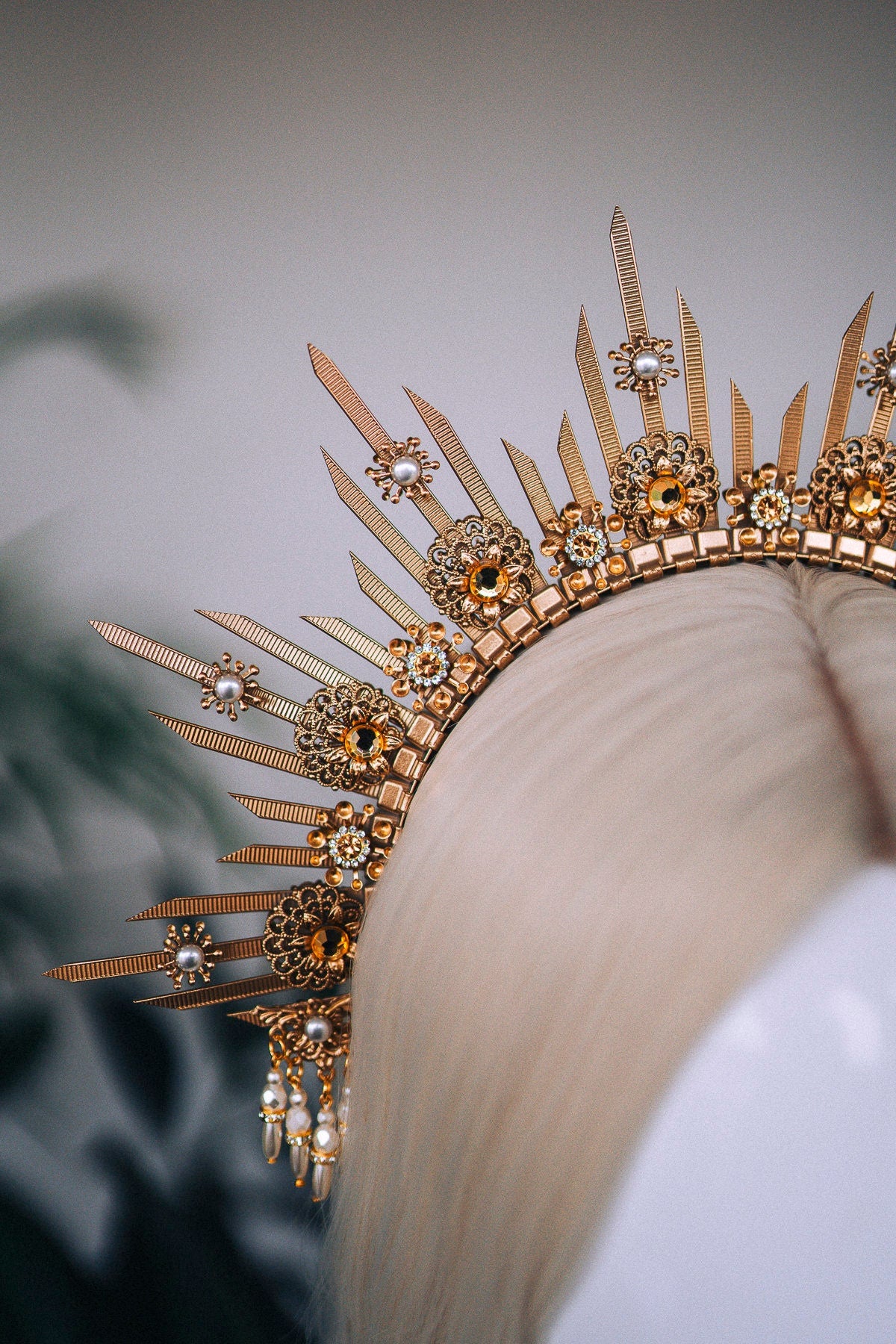 Gold halo crown, Bridal headpiece, Halo headpiece, Gold crown, Flower crown, Bridal crown, Wedding headpiece, Festival crown, Wedding crown