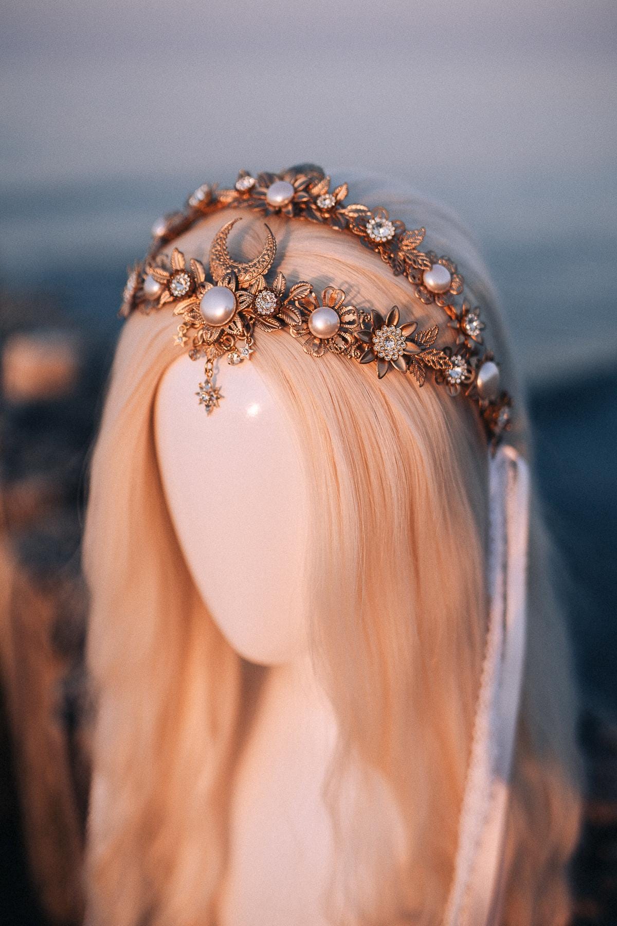 Mermaid Halo Crown, Halloween costume, Mermaid Crown, Halo Headband, Gold Crown, Tiara, Gold Halo, Aquarius crown, Mermaid costume, Ariel