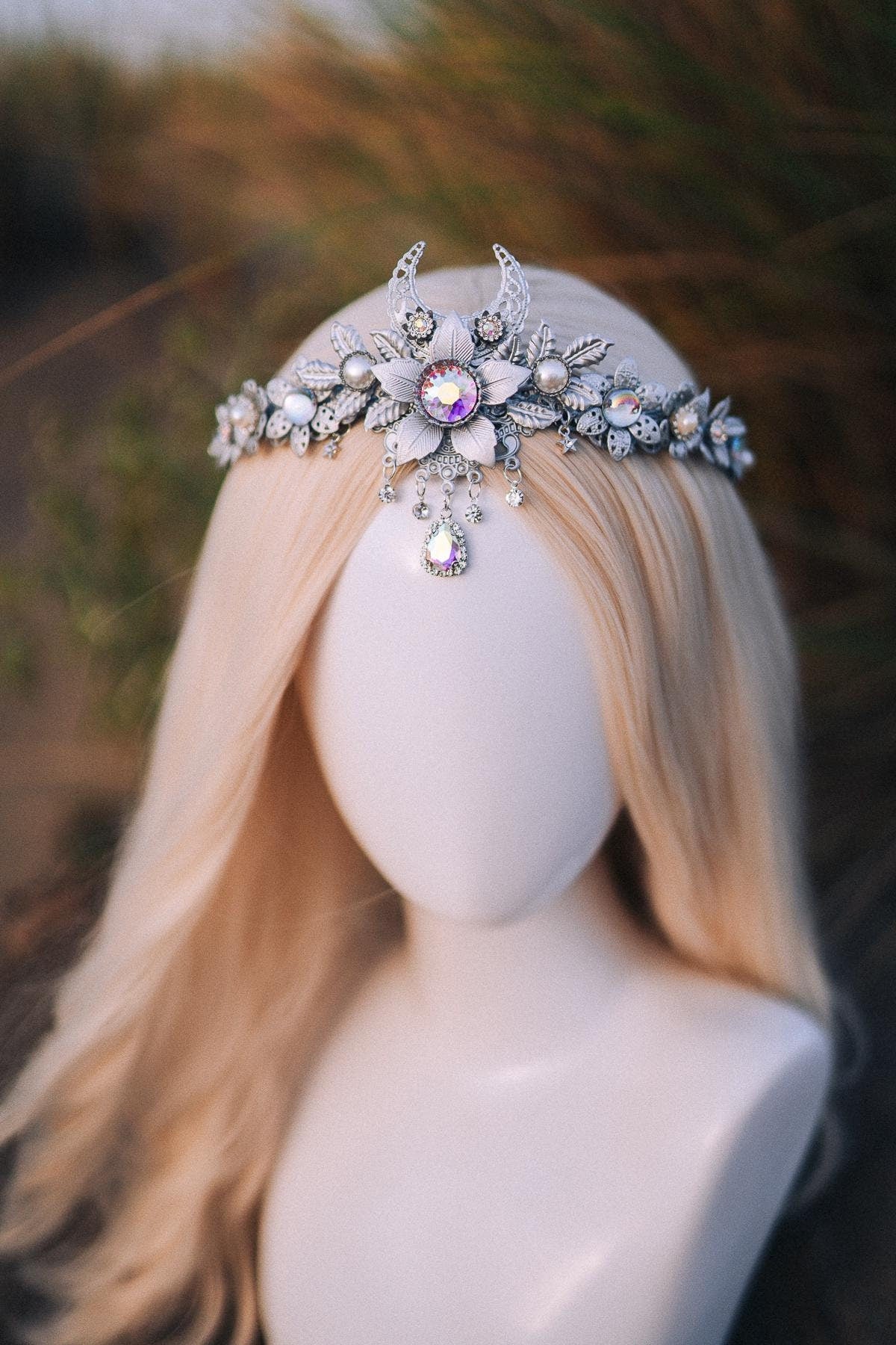 Bridal crown, Celestial crown, Silver crown, Fairy Crown, Wedding crown, Bridal headpiece, Bridal crown, Silver tiara, Goddess crown, Boho