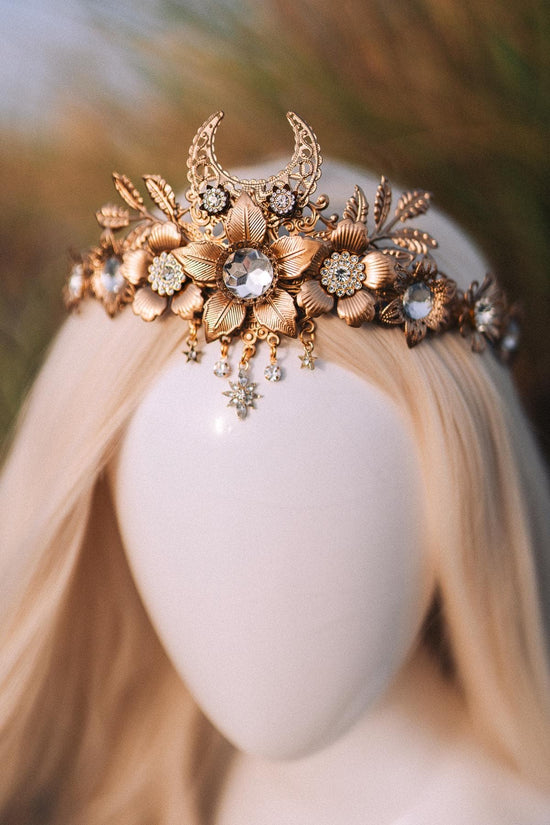 Gold tiara, Bridal crown, Wedding crown, Bridal headpiece, Wedding headpiece, Boho bride, Festival bride, Gold crown, Gold headpiece