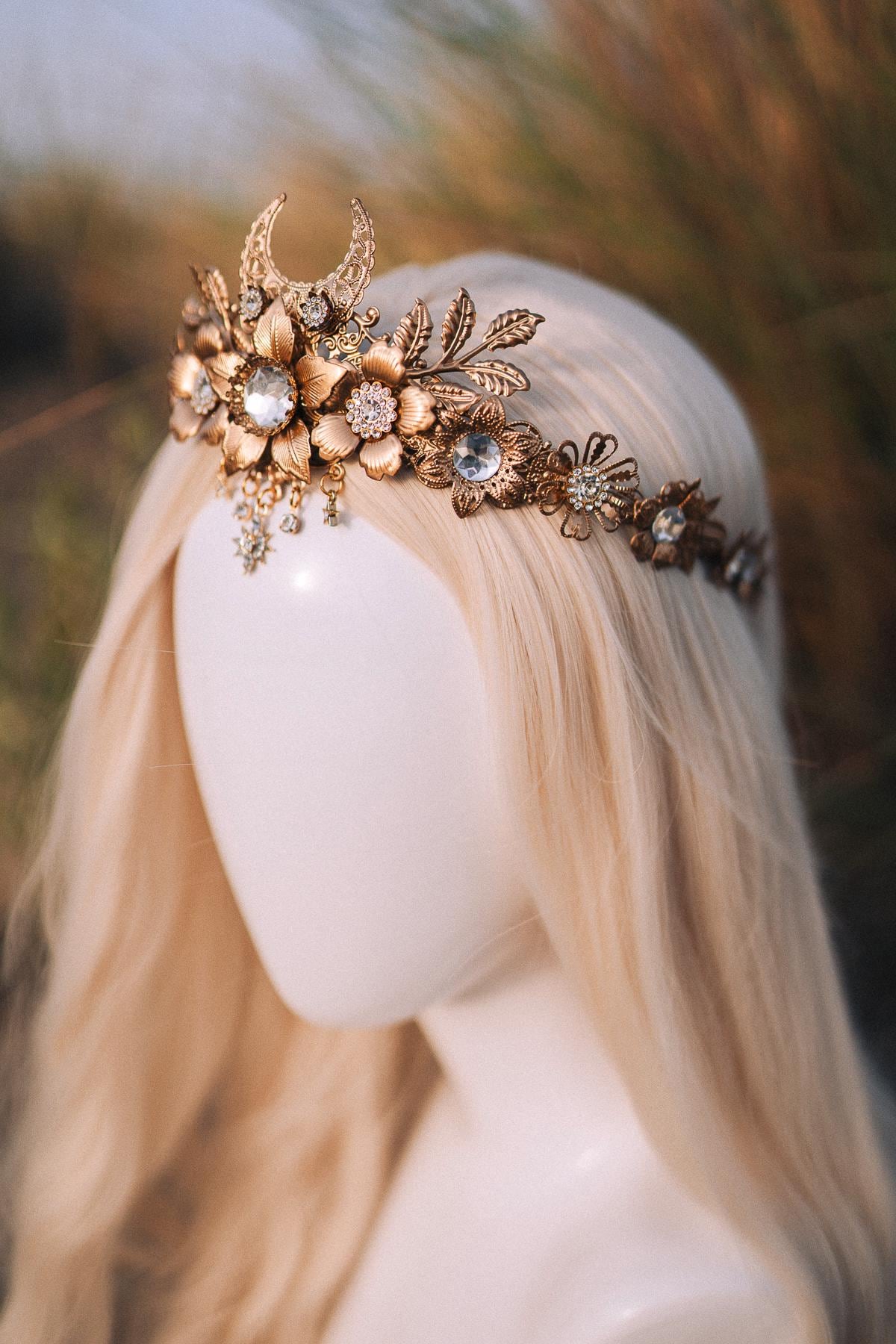 Gold tiara, Bridal crown, Wedding crown, Bridal headpiece, Wedding headpiece, Boho bride, Festival bride, Gold crown, Gold headpiece