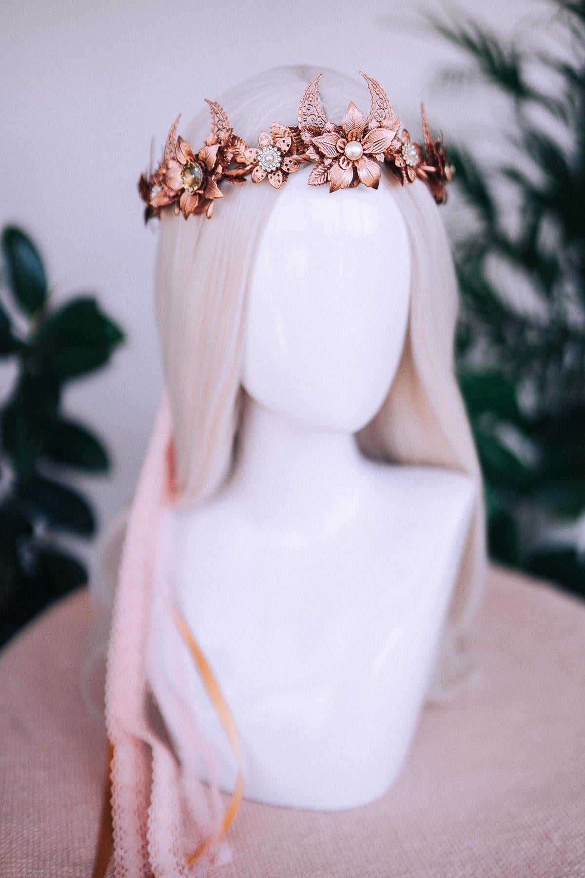 Rose gold moon crown, Flower crown, Elf Crown, Elven tiara, Fairy Crown, Flower Crown, Wedding Tiara, Bridal headpiece, Flower hair wreath