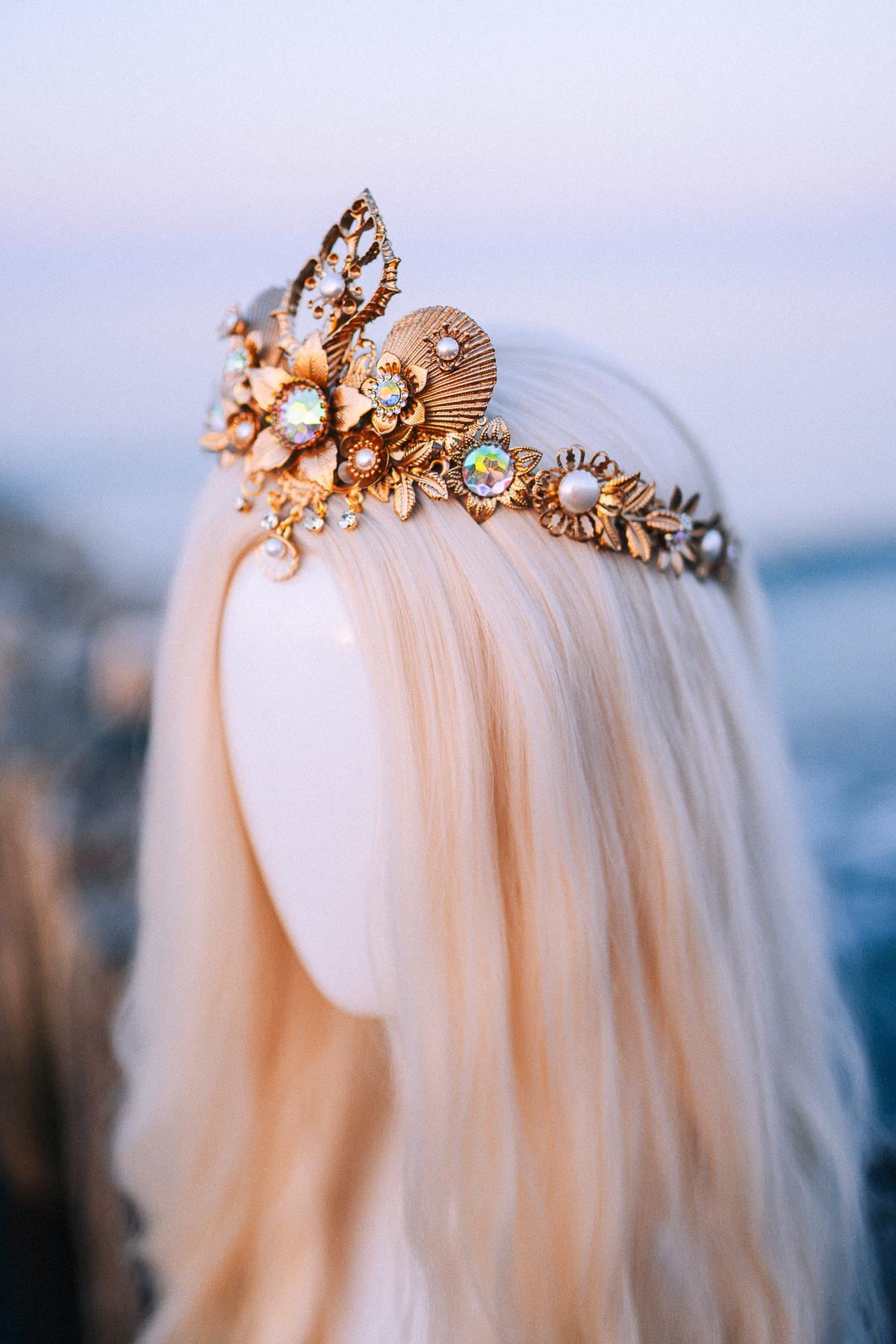 Mermaid Halo Crown, Halloween costume, Mermaid Crown, Halo Headband, Gold Crown, Tiara, Gold Halo, Aquarius crown, Mermaid costume, Ariel