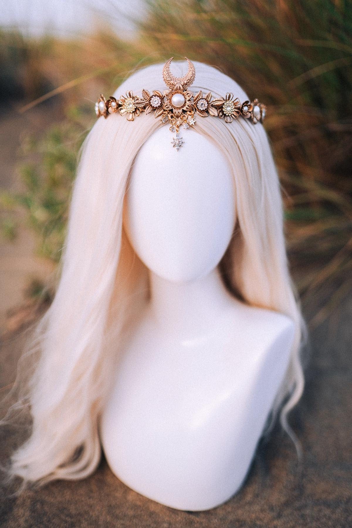 Gold tiara, Bridal crown, Wedding crown, Bridal headpiece, Wedding headpiece, Boho bride, Festival bride, Gold crown, Gold headpiece