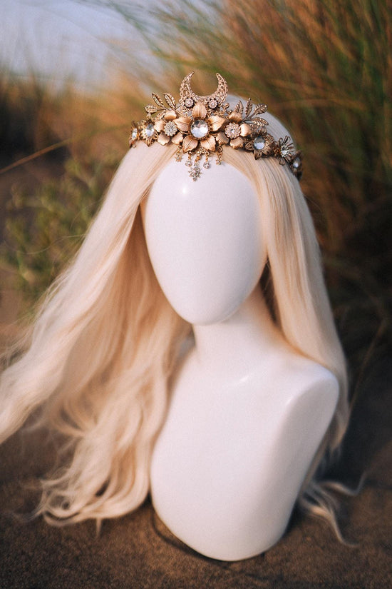 Gold tiara, Bridal crown, Wedding crown, Bridal headpiece, Wedding headpiece, Boho bride, Festival bride, Gold crown, Gold headpiece