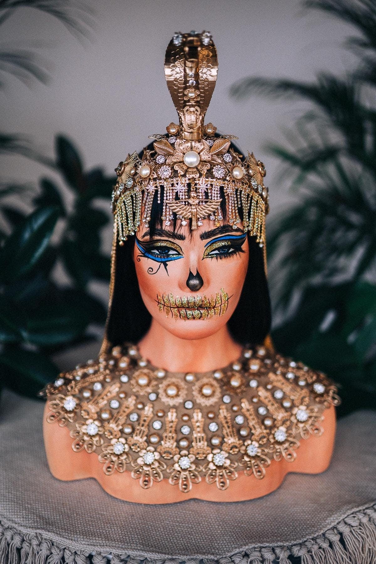 Cleopatra crown and necklace